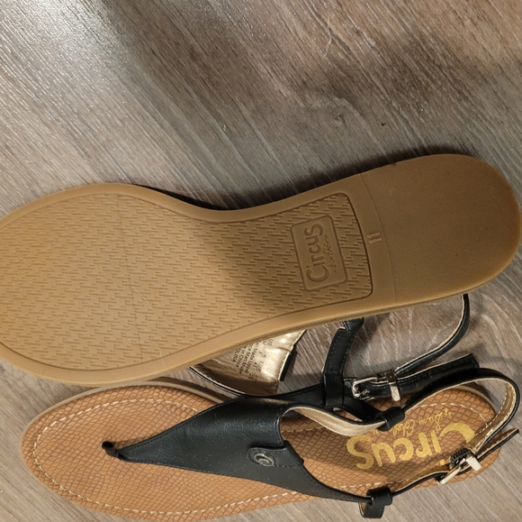 Circus by Sam Edelman womens Carolina Flat sandal brand new, size 11 - Picture 4 of 6